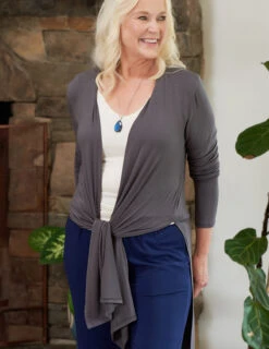 Bamboo Yoga Wrap - Grey -Sivana Spirit Shop DSC05584 6a0705bd 2173 47d1 a906 098076cab97b