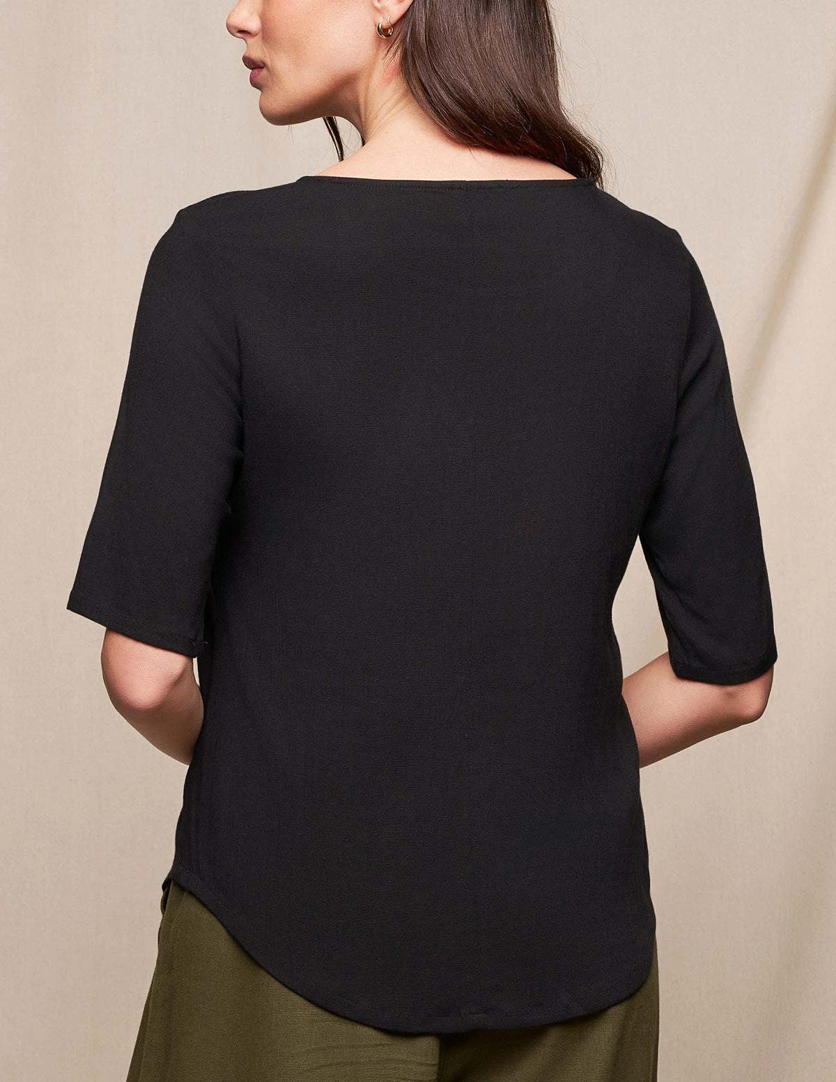 Linen / Bamboo Half Sleeve Top - Black 2 Linen / Bamboo Half Sleeve Top - Black - Image 2