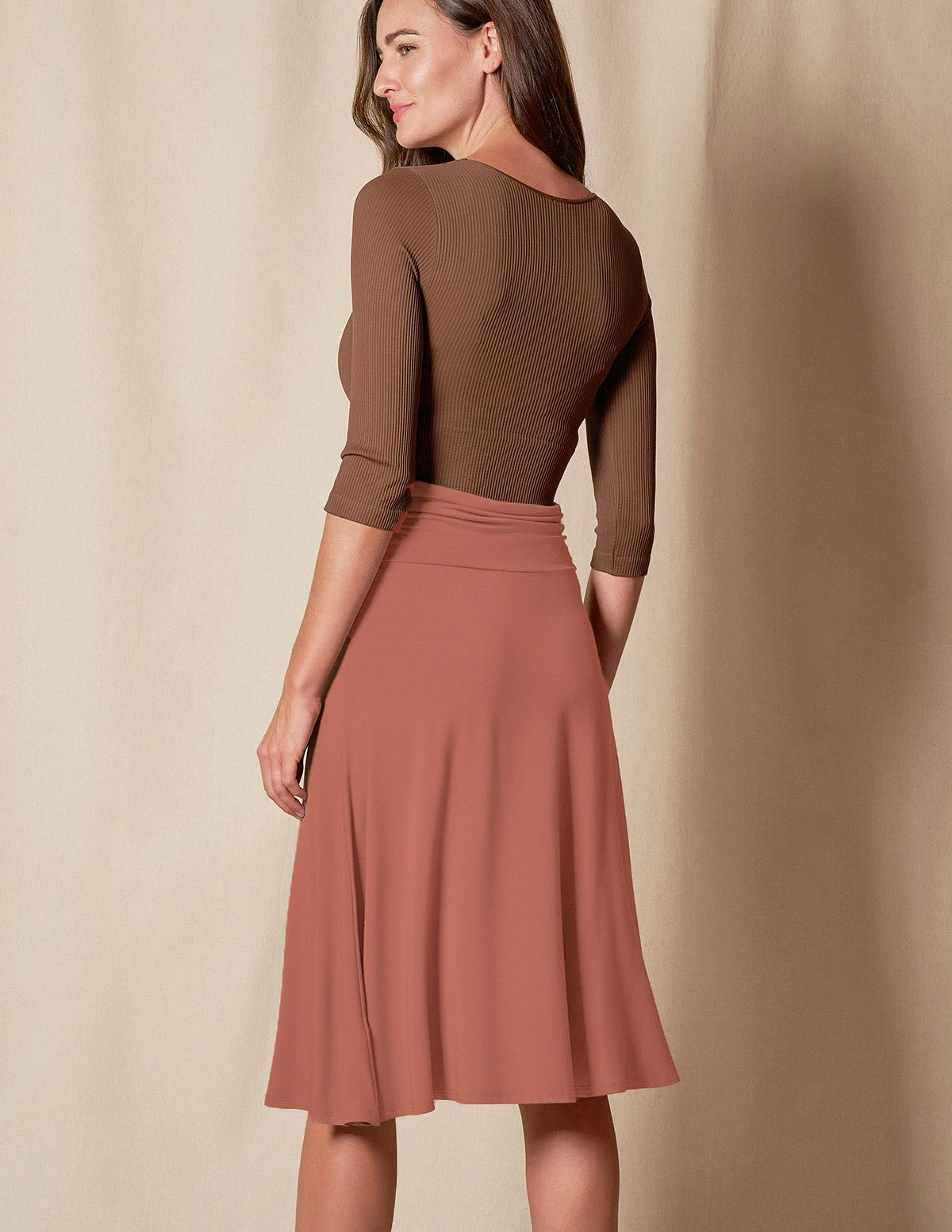 Bamboo Shirred Waist Skirt - Rust 2 Bamboo Shirred Waist Skirt - Rust - Image 2