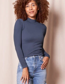 Control Fit Ribbed Mock Neck Top -Sivana Spirit Shop SIVANA11012023 6424